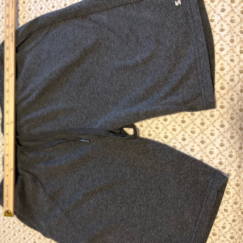 Women’s Bermuda shorts